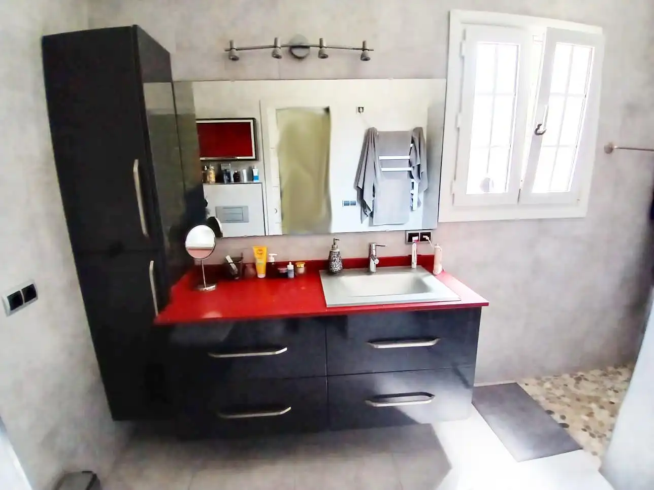 Badezimmer von Haus oder Chalet zum Verkauf in Aljaraque mit Heizung, Privatgarten und Schwimmbad