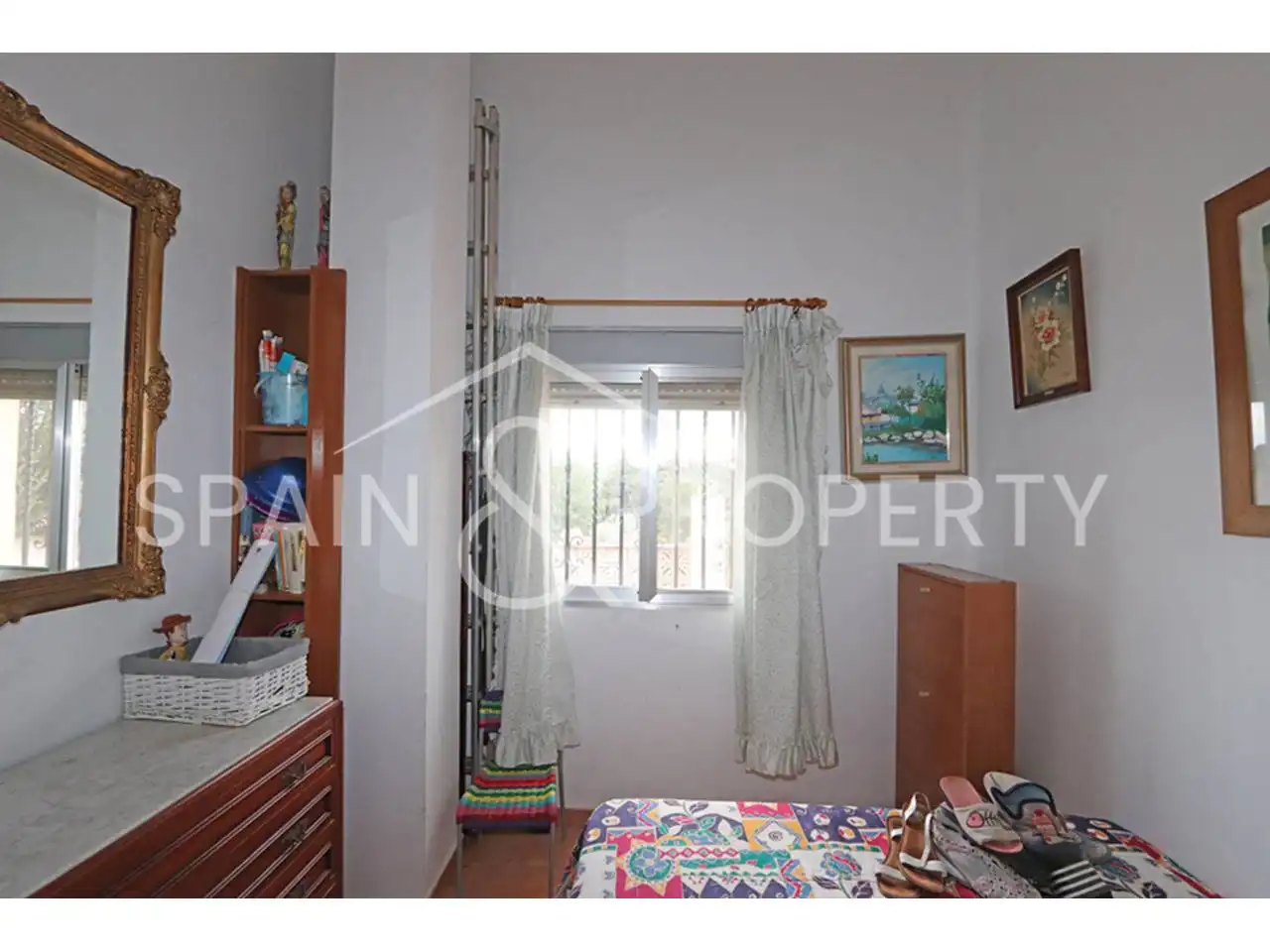 Bedroom of Houses for sale in Torrent  with Air Conditioner, Heating and Private garden