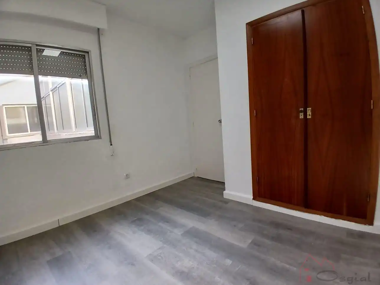 Bedroom of Flat for sale in Benifaió  with Air Conditioner, Heating and Storage room