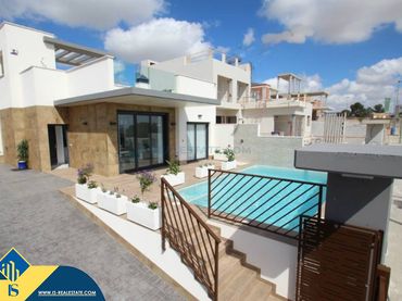 Villa con piscina in vendita a San Miguel de Salinas