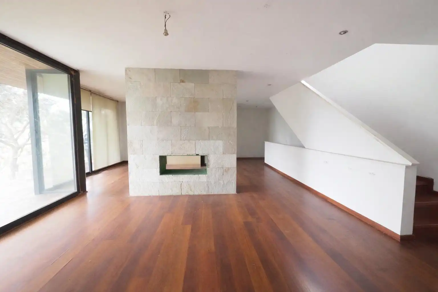 Sala de estar de Casa o chalet en venta en Cabrils con Jardín privado, Parquet y Piscina