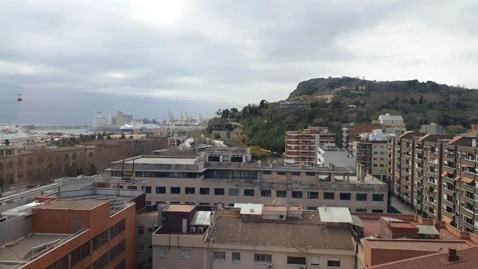 Vista exterior de Àtic en venda en Barcelona amb Aire condicionat, Calefacció i Alarma