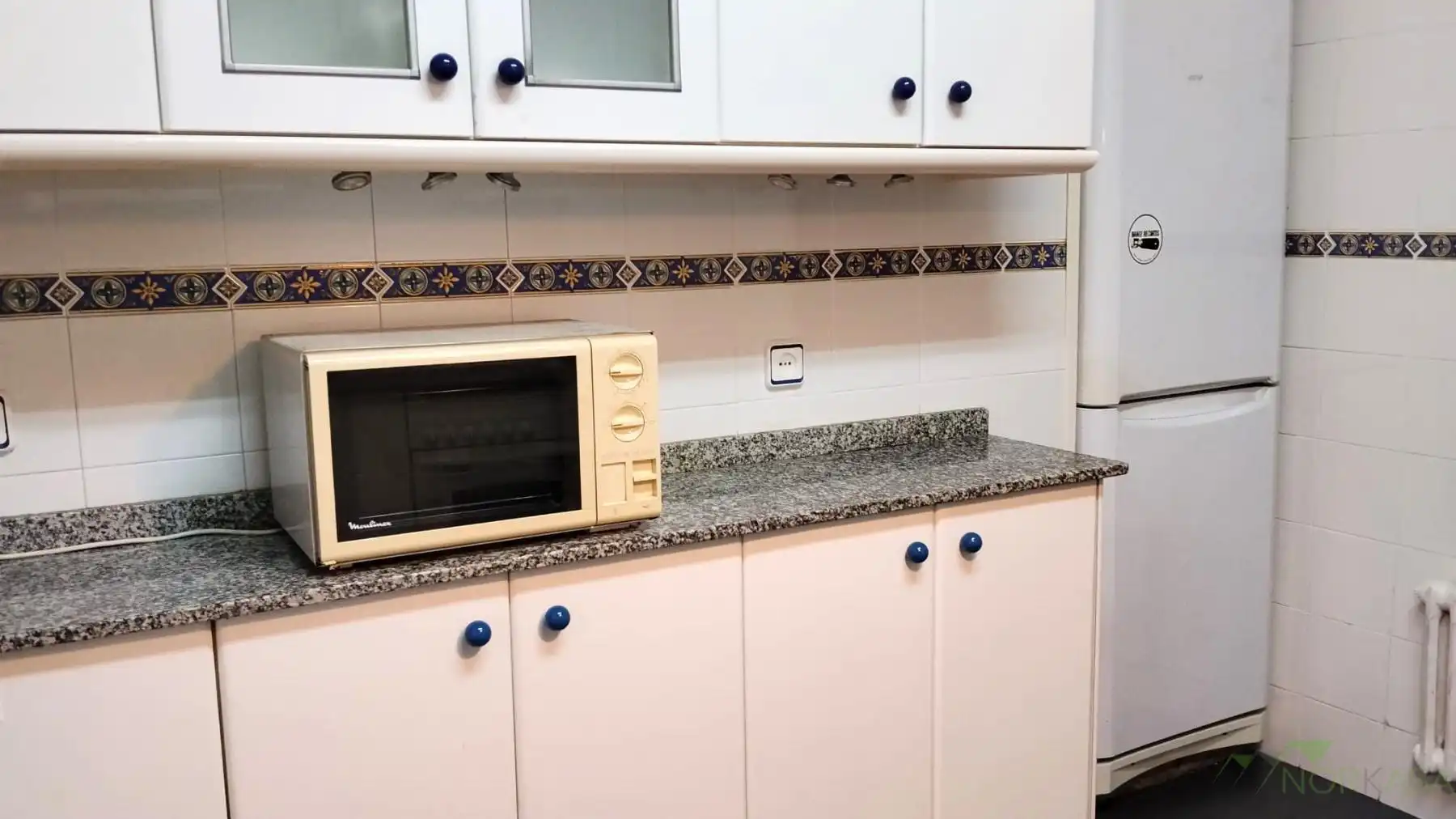 Kitchen of Flat for rent in Oviedo   with Heating, Furnished and Pets allowed