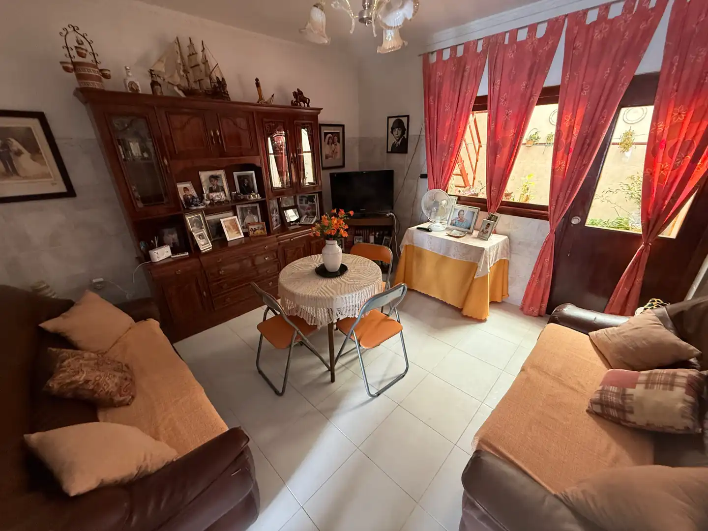Houses for sale in Ayuntamiento - Barrio Alto