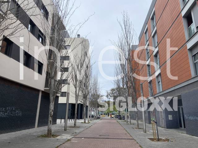 Local comercial en Venta en ROSALIA DE CASTRO en Port Forum