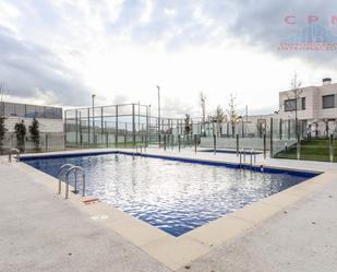 Swimming pool of Single-family semi-detached to rent in Boadilla del Monte  with Air Conditioner, Heating and Private garden