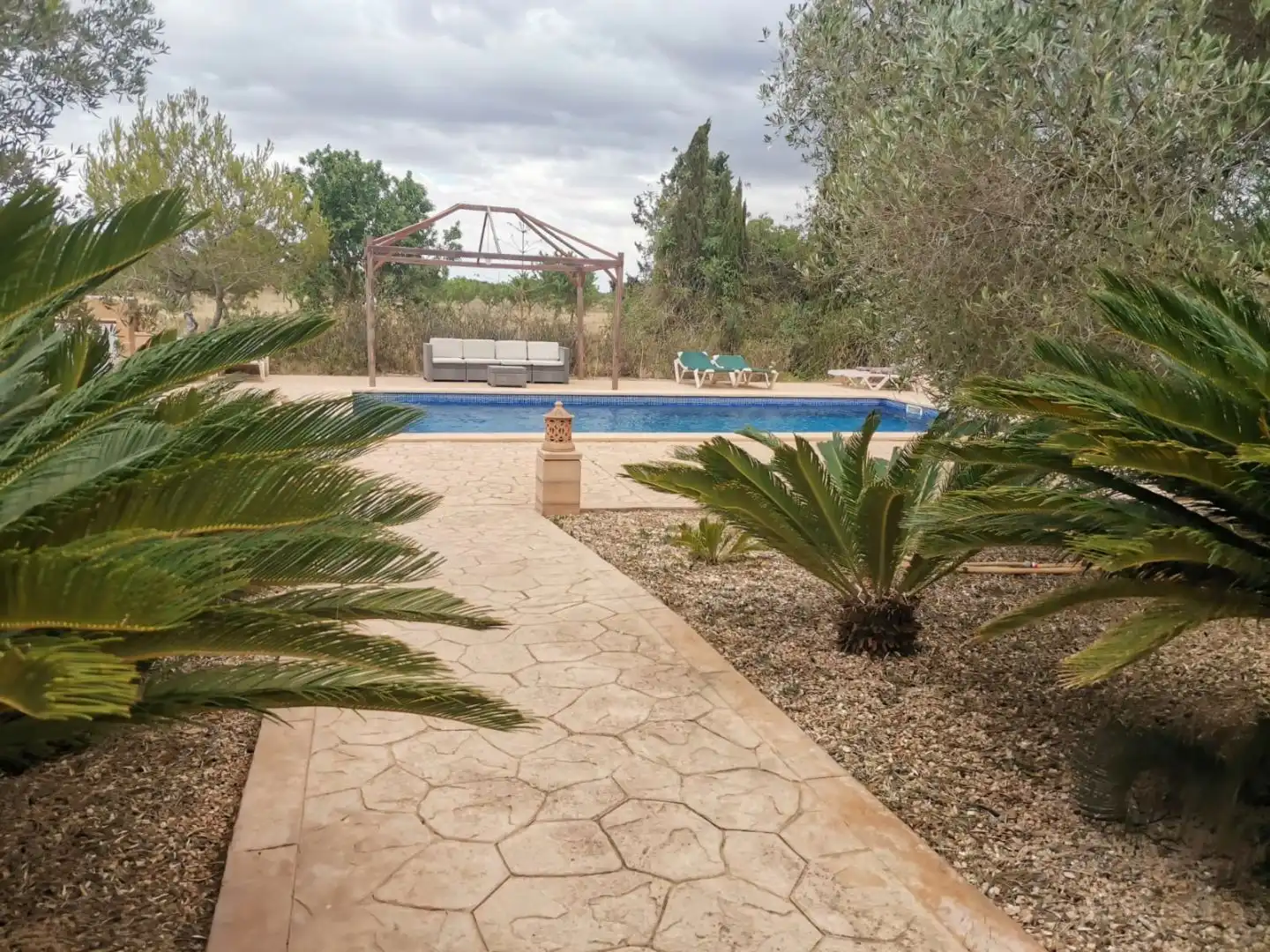 Casa con jardín en venta en Camí de Sa Torre 7