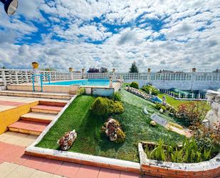 Swimming pool of House or chalet for sale in San Andrés del Rabanedo  with Heating, Private garden and Terrace