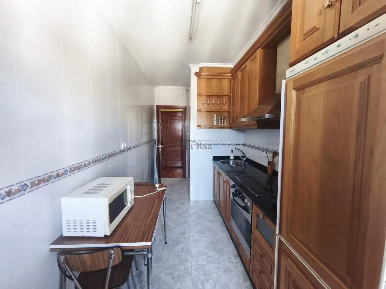 Cocina de Piso de alquiler en Ourense Capital  con Calefacción, Parquet y Amueblado