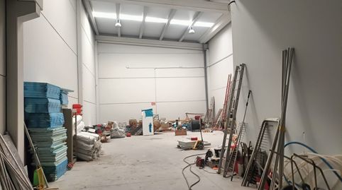 Foto 3 von Fabrikhallen zur Miete in Carrer Cementiri, 1, Sant Vicenç Dels Horts, Barcelona