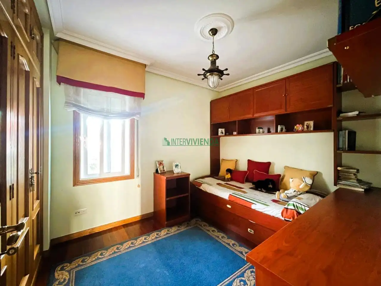 Habitación de Casa o chalet en venta en Redondela con Calefacción, Jardín privado y Terraza