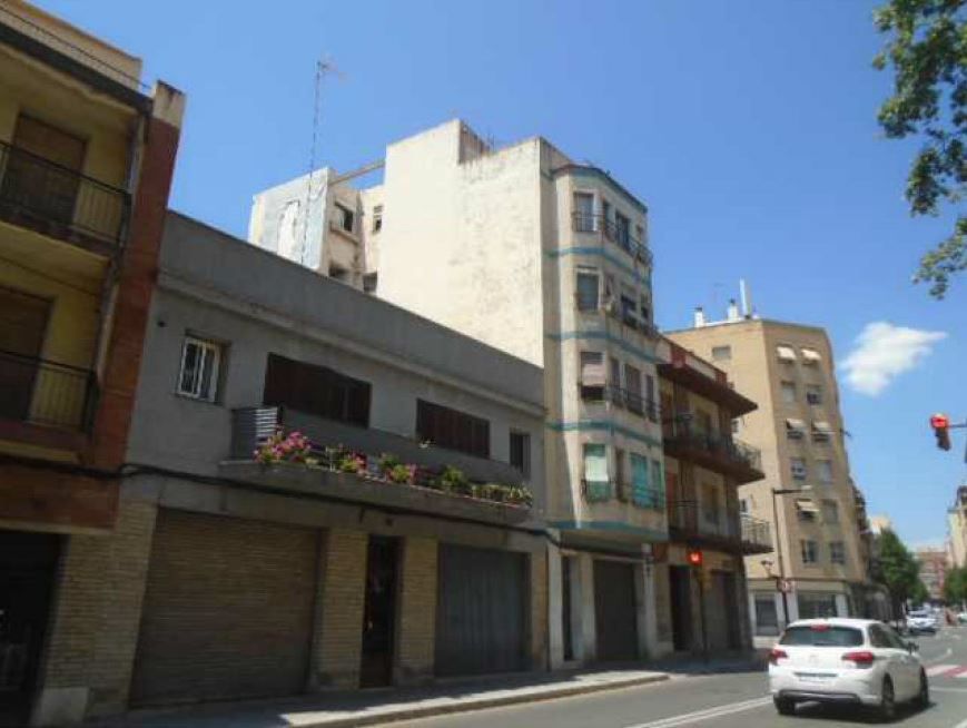 Vista exterior de Piso en venta en Reus