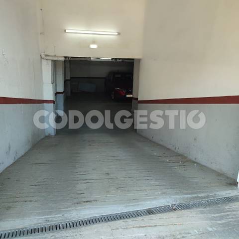 Garaje en Venta en Canigó en Caputxins - Ambulatori