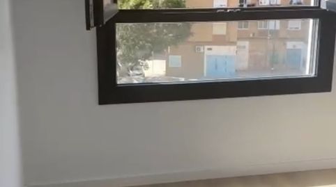 Foto 3 de Piso de alquiler en Calle Menorca, 3, Los Guindos - Parque Mediterráneo - Santa Paula, Málaga Capital