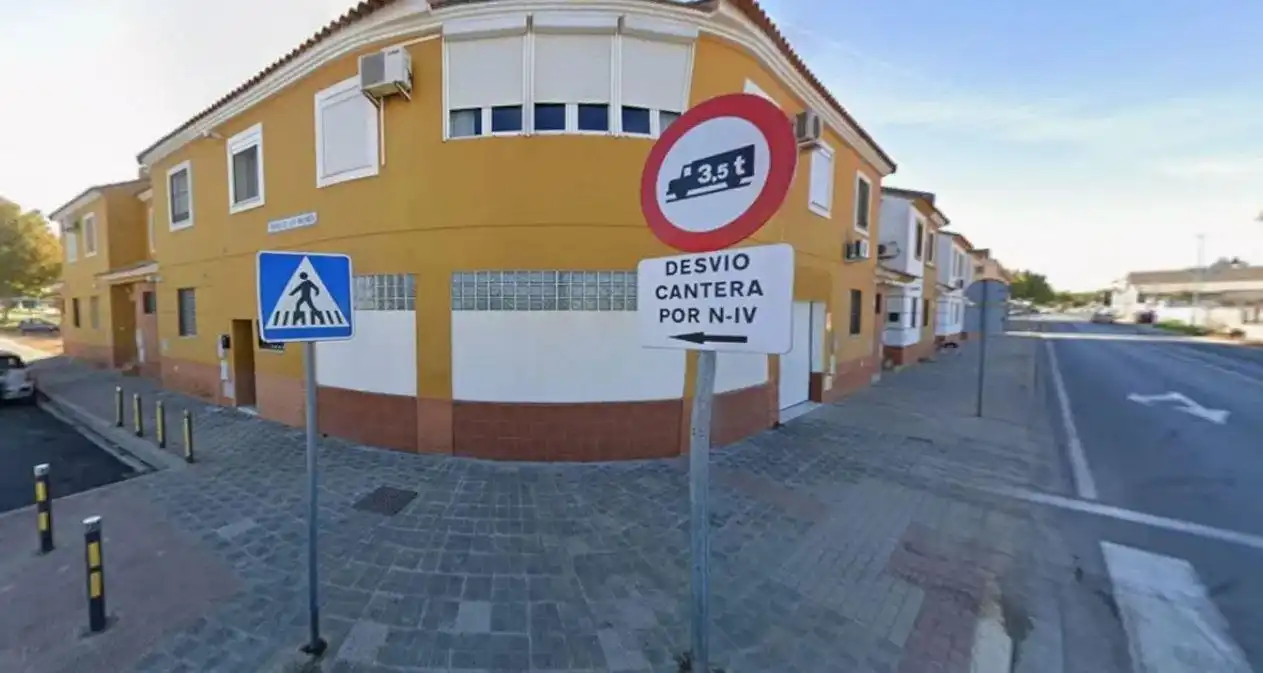 Maison mitoyenne avec jardin à vendre à Avenida TRIUNFO 7, imagen 3