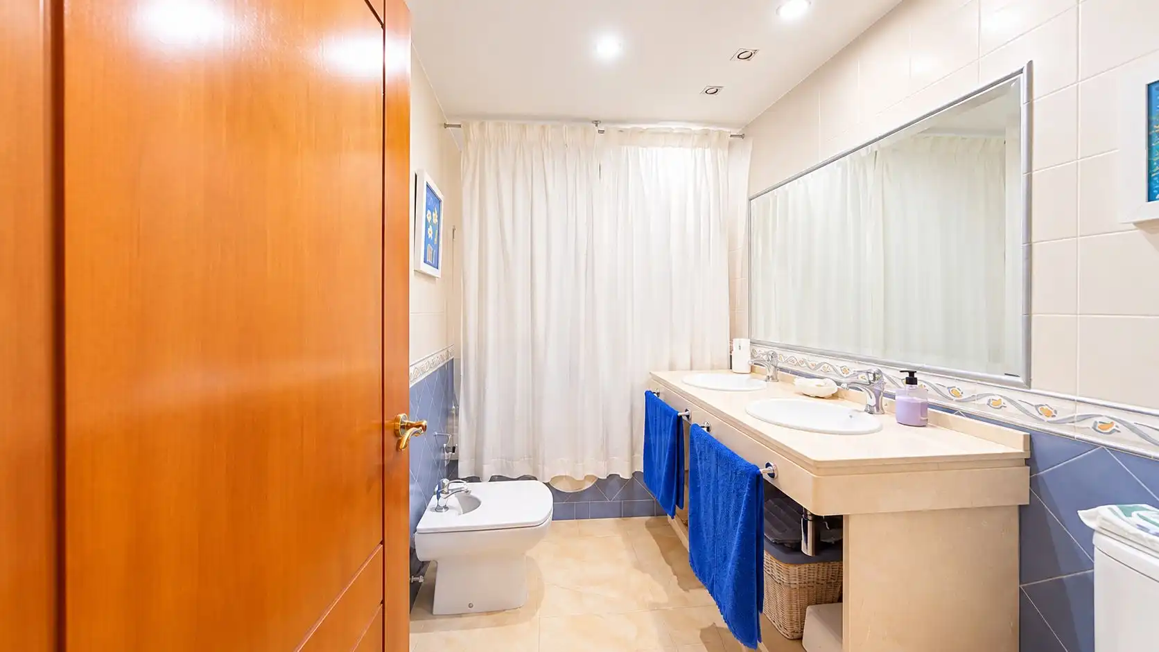 Baño de Piso en venta en Periurbano Oeste - Sierra