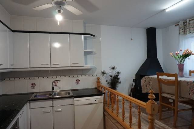 Casa adosada en Alquiler en Taialà - Germans Sabat