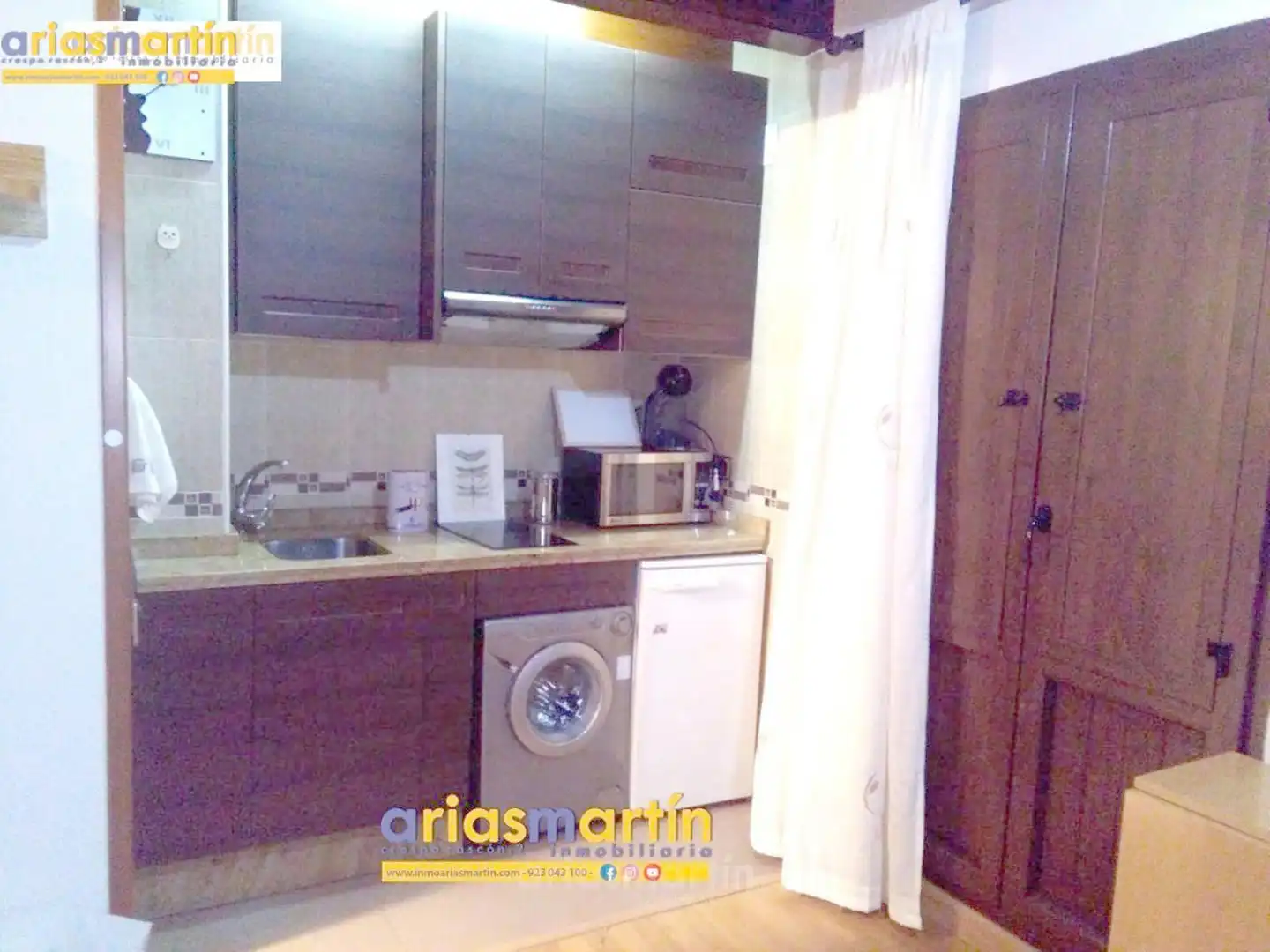 Kitchen of Flat for sale in Salamanca  with Air Conditioner, Heating and Furnished