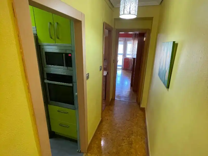 Wohnung zur Miete in Valladolid Capital mit Balkon