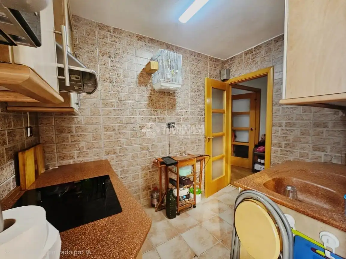 Kitchen of Flat for sale in Parla  with Air Conditioner, Heating and Terrace