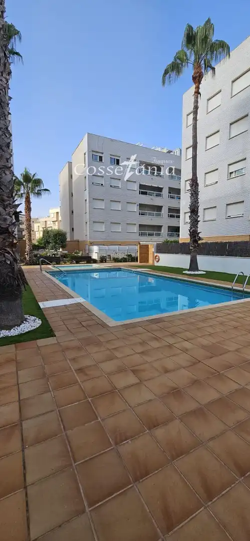 Wohnung mit Pool zum Verkauf in Cossetania