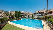 Jardí de Casa adosada en venda en Marbella amb Aire condicionat, Terrassa i Piscina comunitària