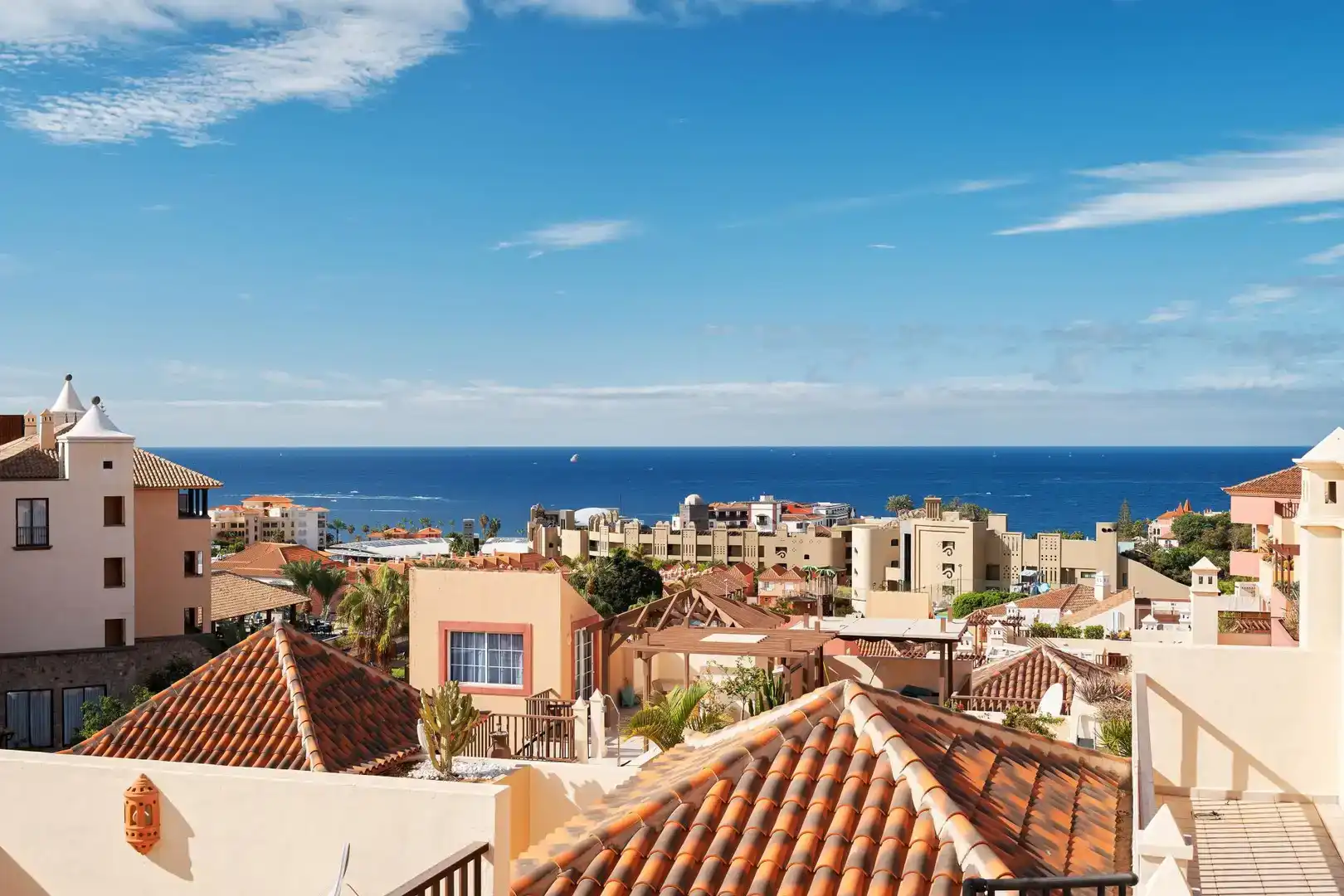 Exterior view of Flat for sale in Adeje  with Swimming Pool