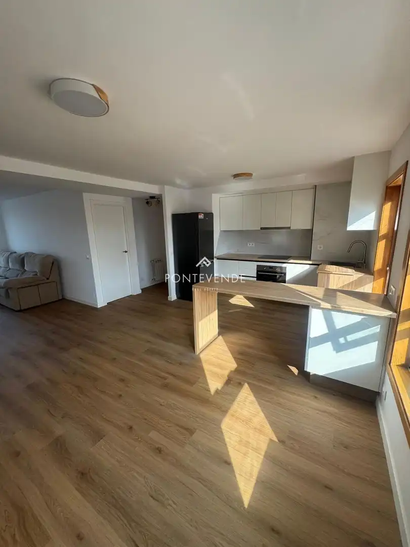 Piso en venta en Pateira, 7, Casablanca - Calvario
