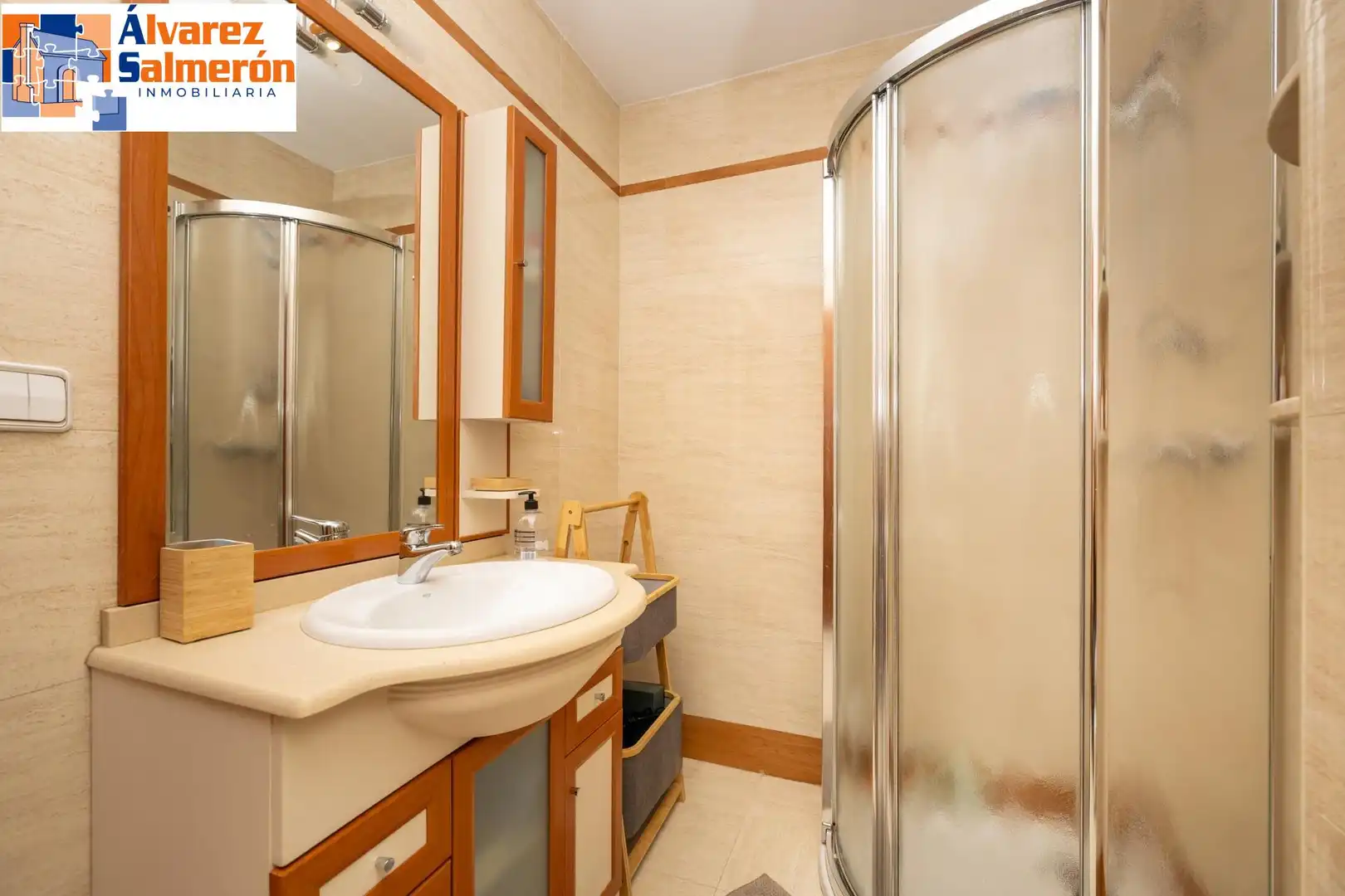 Bathroom of Flat for sale in Ronda