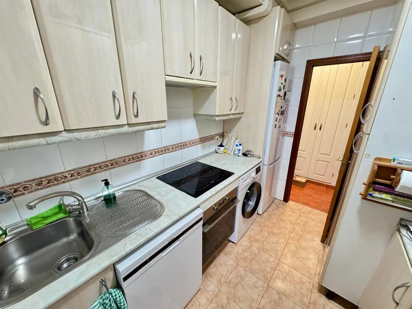 Kitchen of Flat for sale in Madrid  with Air Conditioner, Heating and Terrace