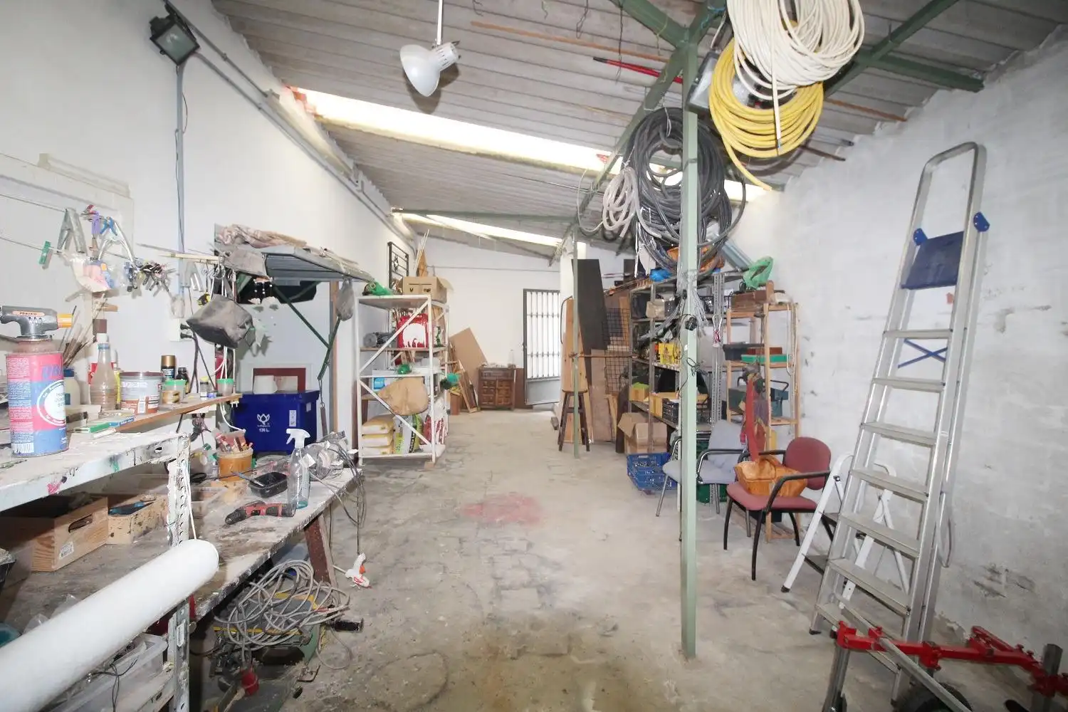 Industrial buildings for sale in Oropesa del Mar / Orpesa