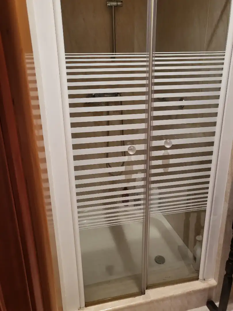 Baño de Casa o chalet de alquiler en Vigo  con Calefacción, Jardín privado y Amueblado