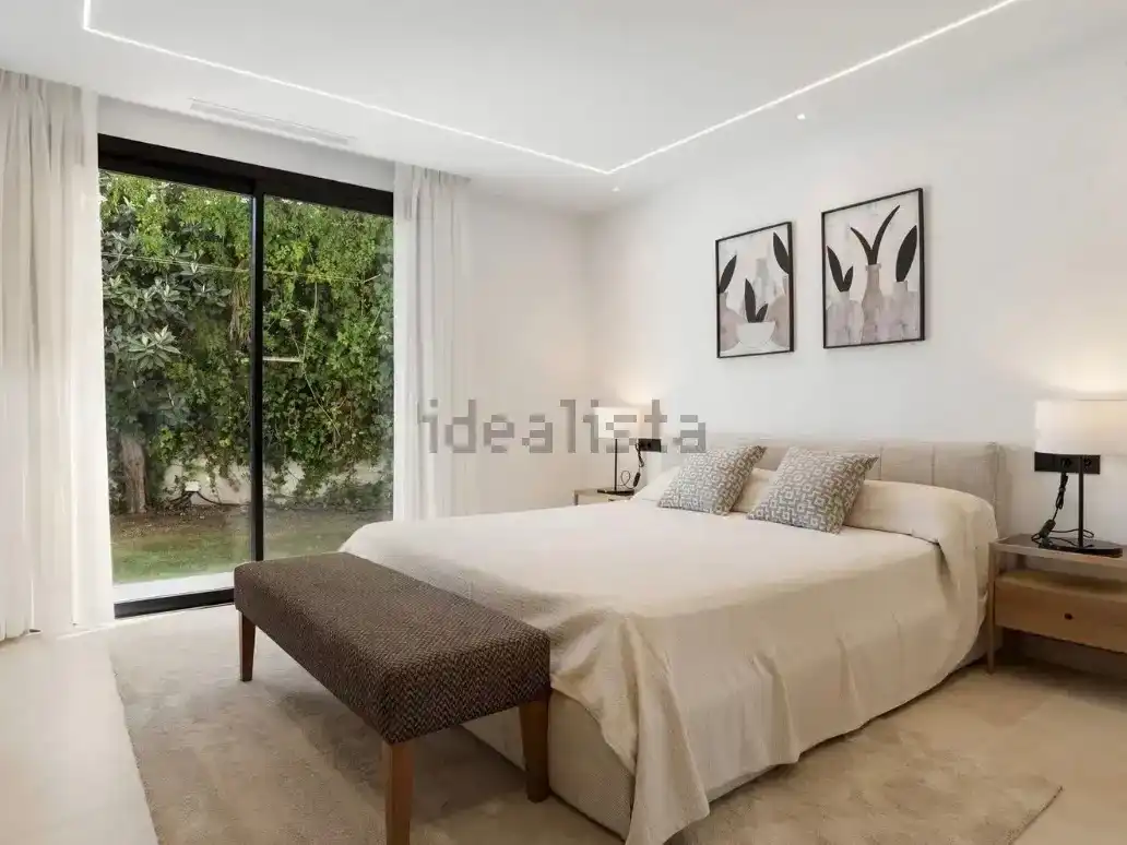 Habitación de Piso en venta en Vilanova i la Geltrú con Aire acondicionado, Piscina y Balcón
