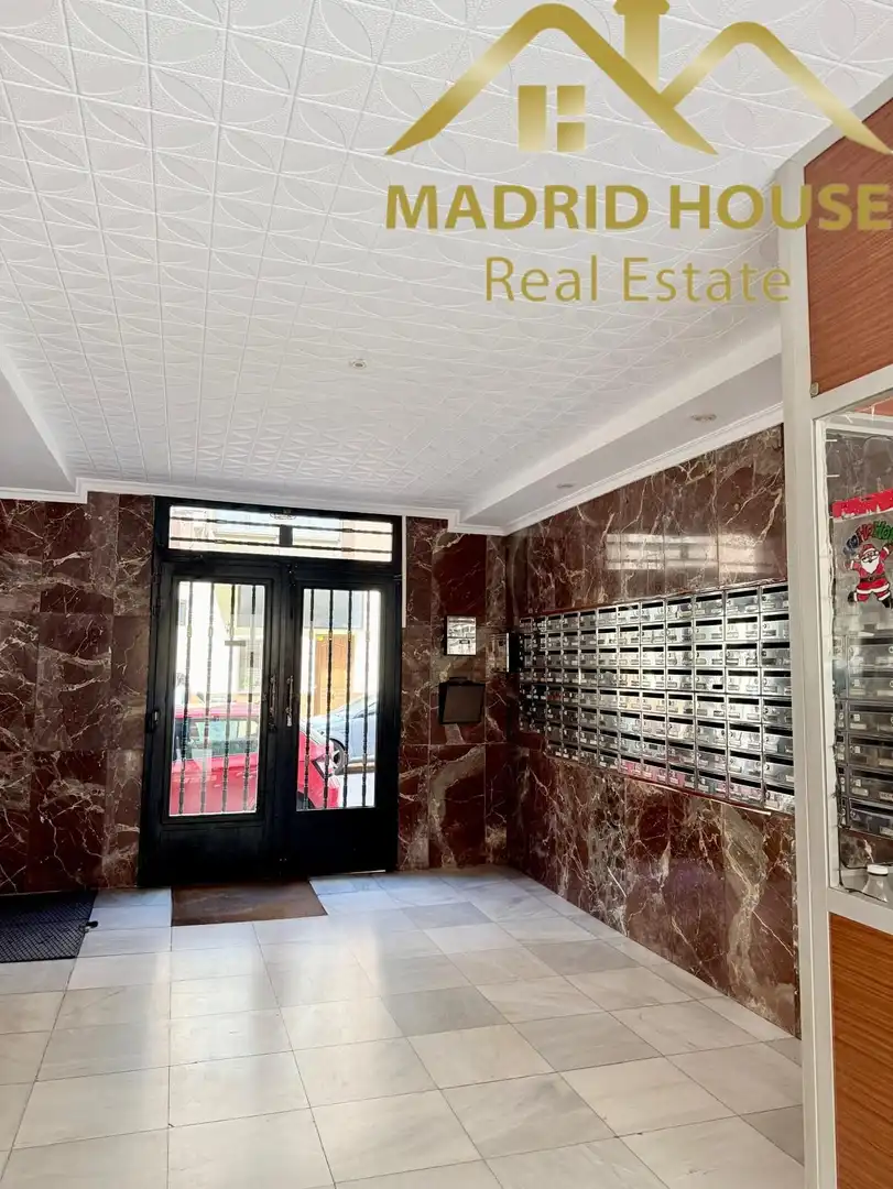 Flat for sale in Madrid  with Air Conditioner and Heating