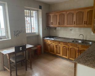 Cuina de Casa o xalet de lloguer en  Córdoba Capital amb Aire condicionat i Balcó