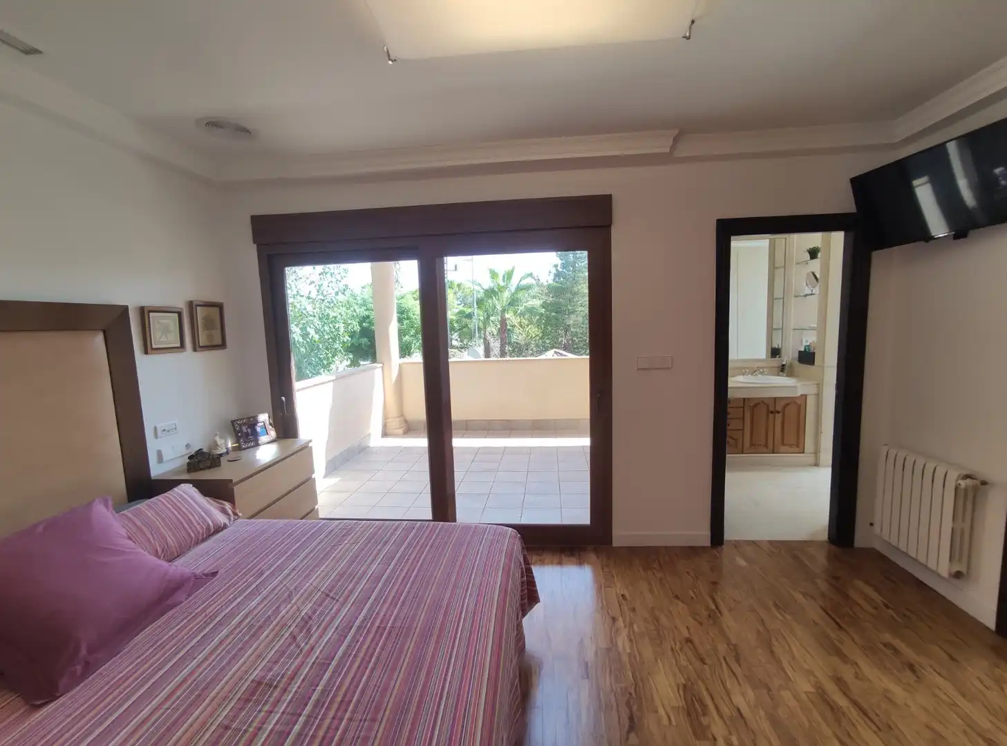 Dormitori de Casa o xalet en venda en Elche / Elx amb Aire condicionat, Calefacció i Jardí privat