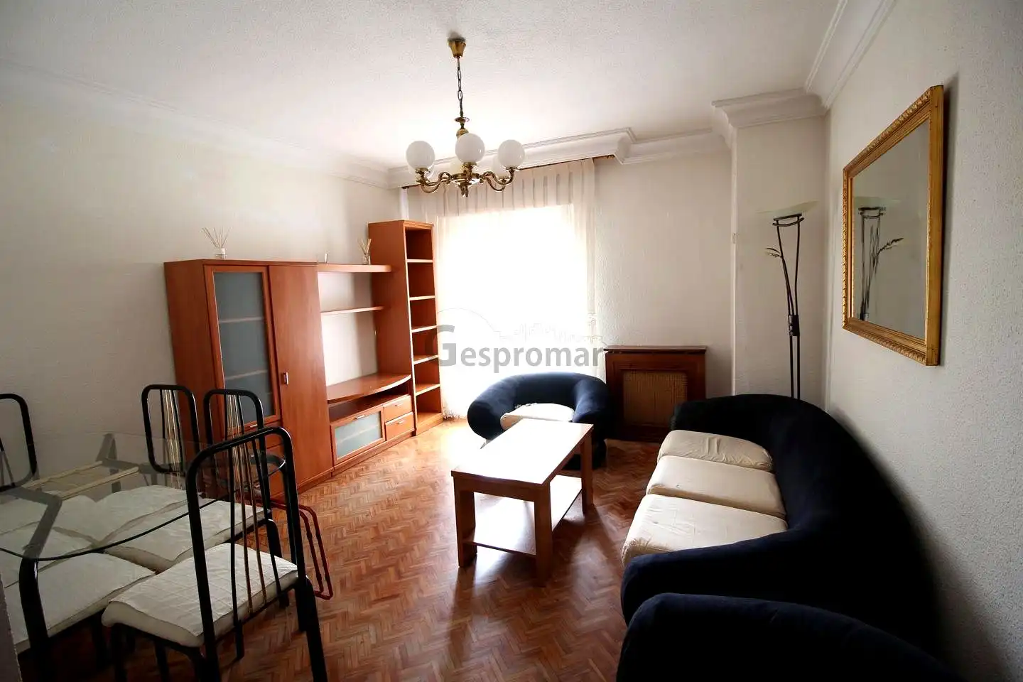 Habitación en De Los Olivos, Puerta del Ángel