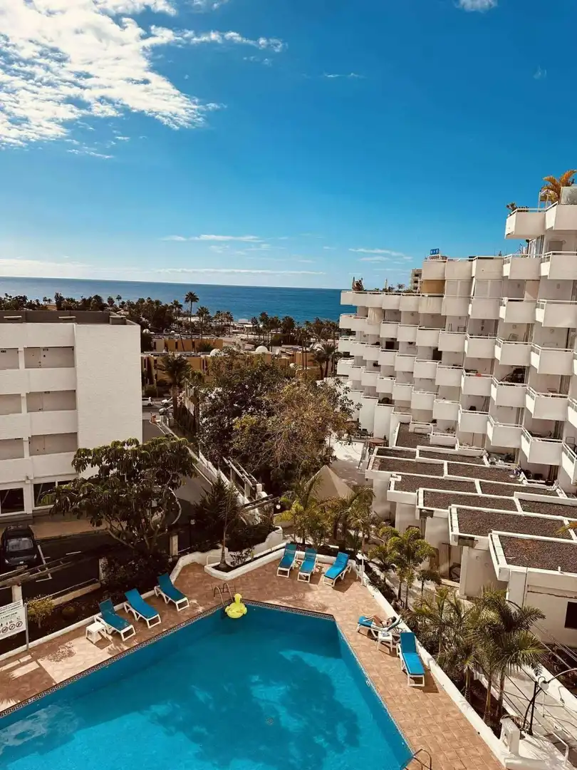 Apartamento con piscina en venta en Costa Adeje, imagen 20