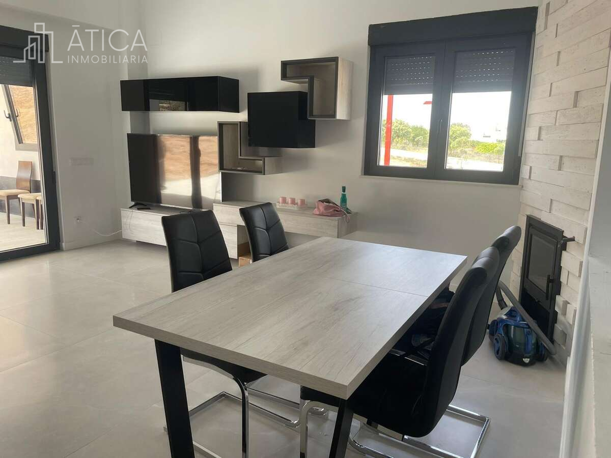 Menjador de Casa o xalet en venda en Carrascal de Barregas amb Calefacció, Terrassa i Piscina