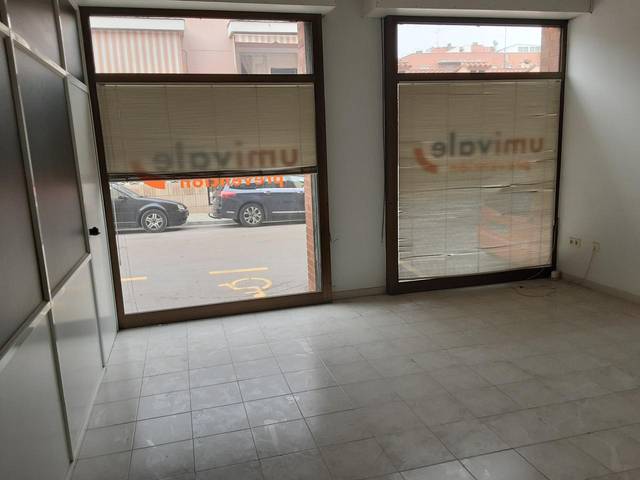 Planta baja en Venta en salvador segui en Centre Vila