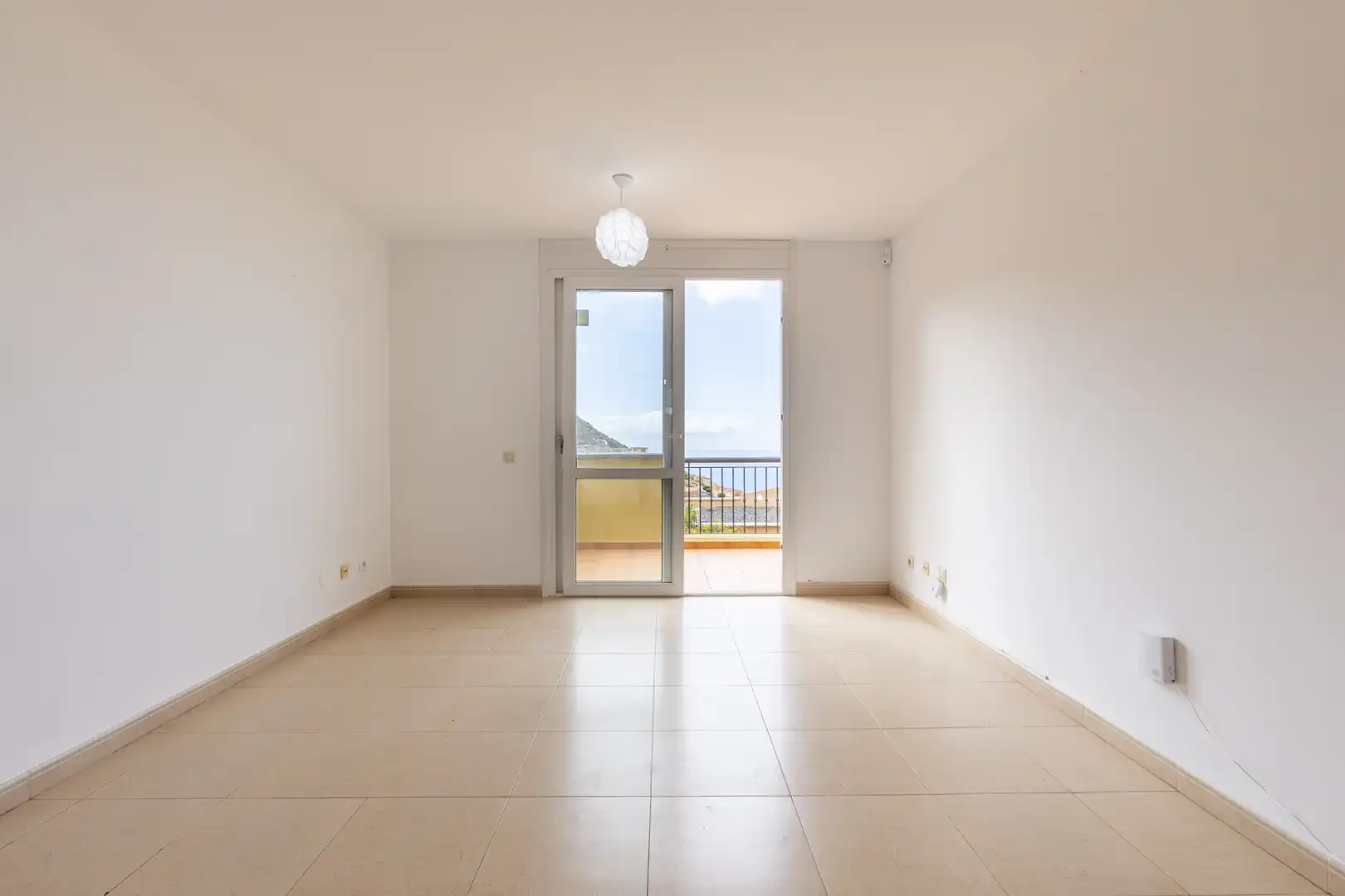 Schlafzimmer von Wohnung zum Verkauf in Adeje mit Privatgarten, Terrasse und Schwimmbad