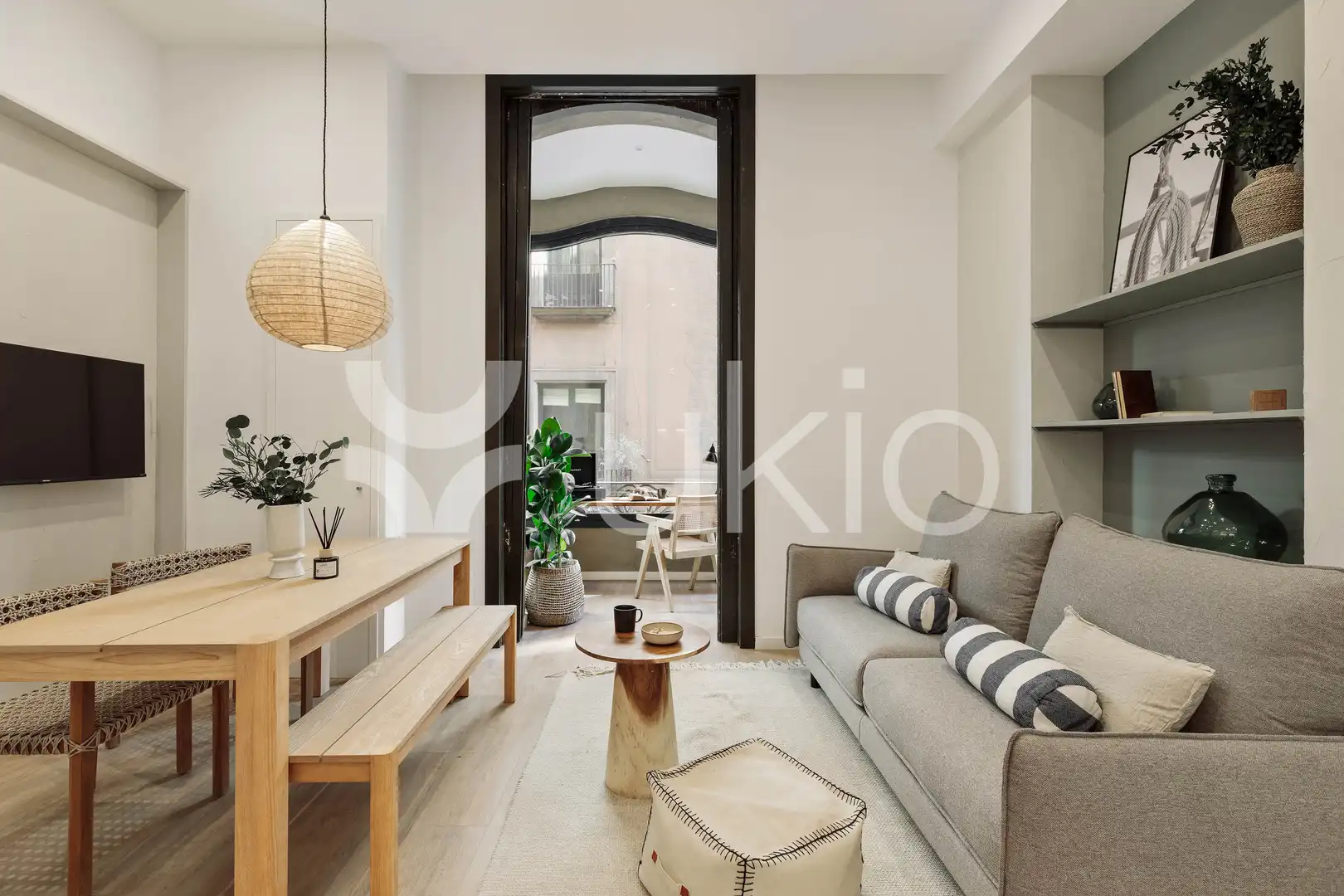 Sala de estar de Apartamento de alquiler en Barcelona con Aire acondicionado, Calefacción y Amueblado