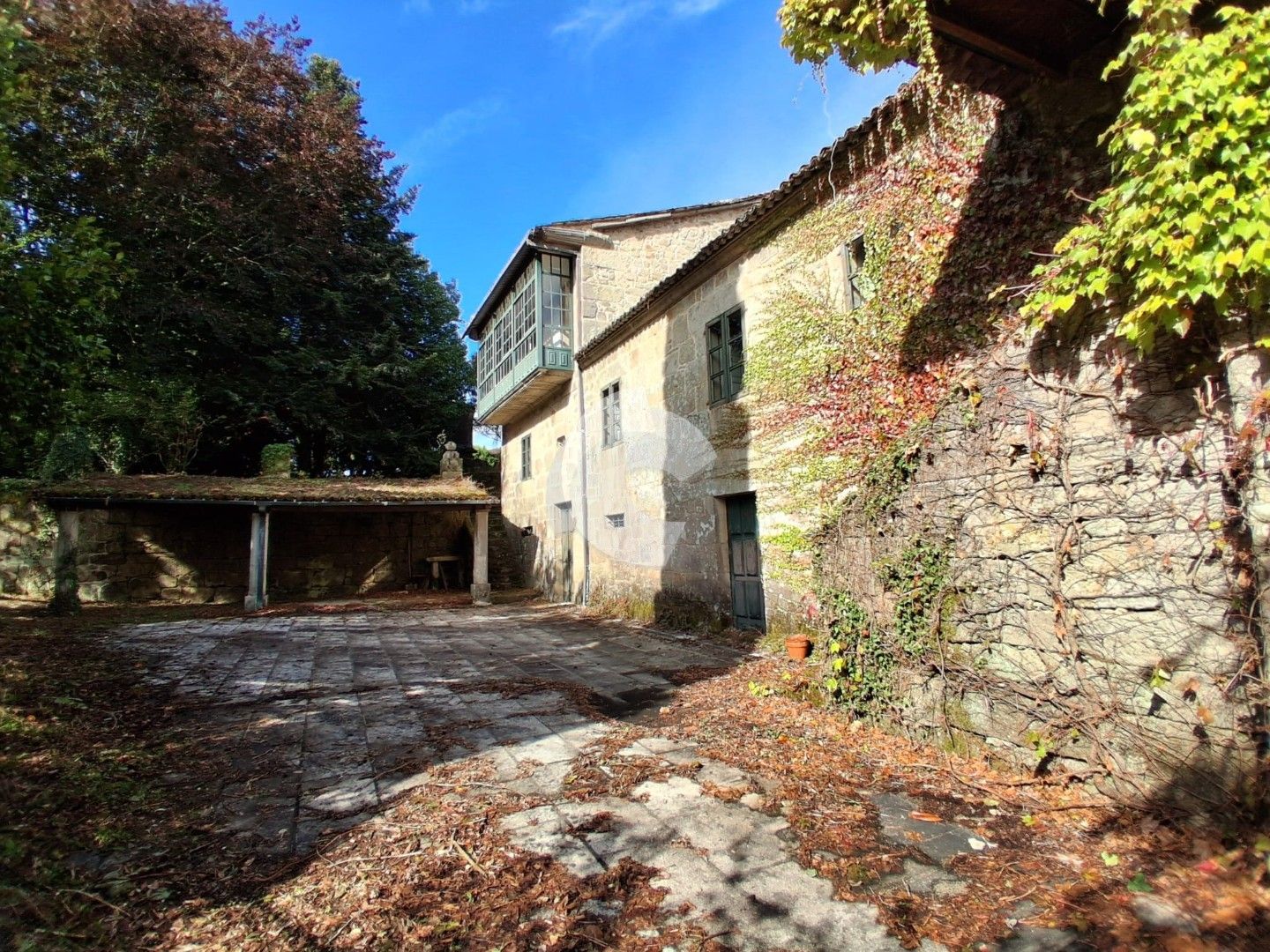 Vista exterior de Casa o xalet en venda en Ponteareas amb Jardí privat