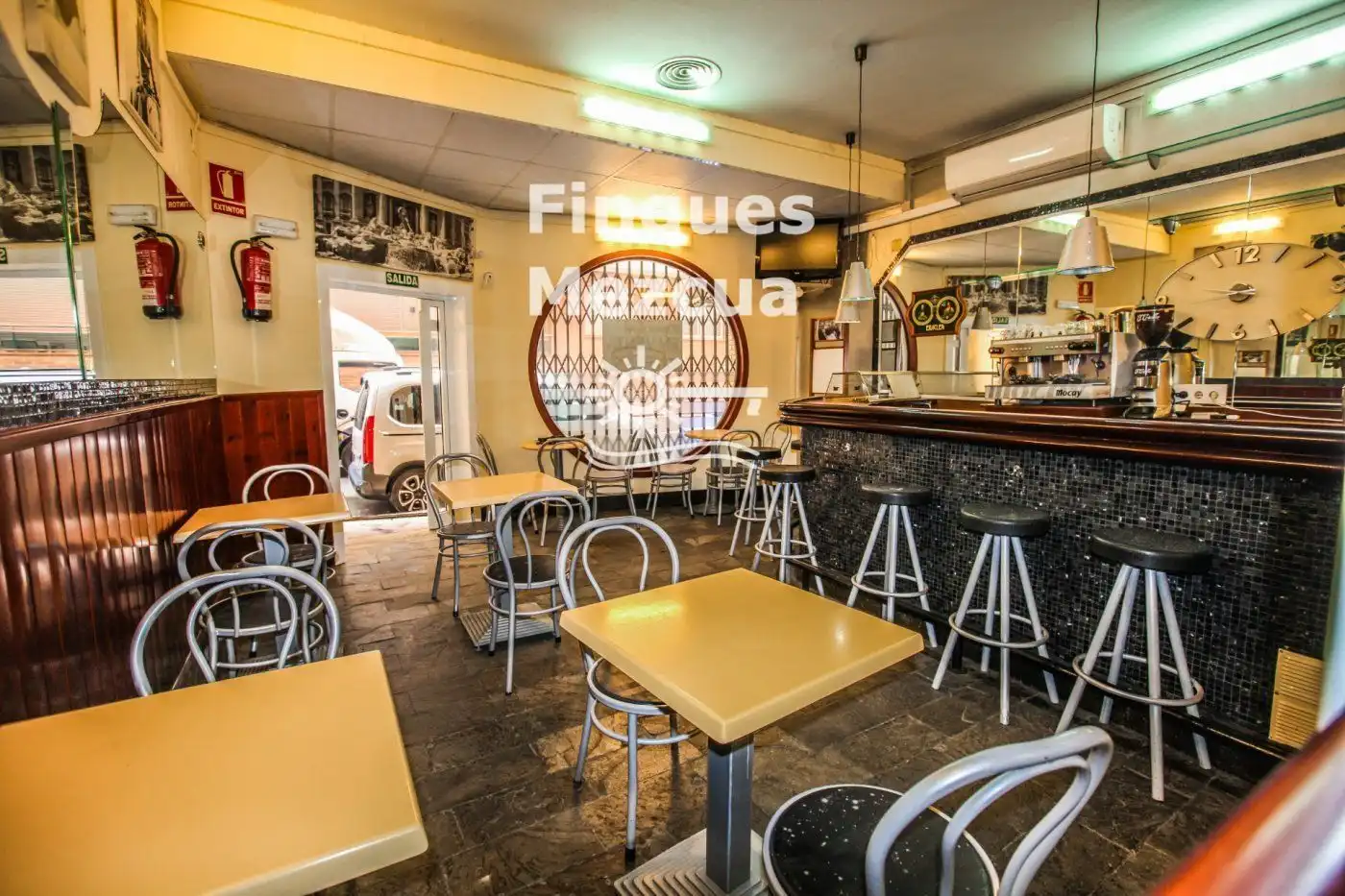 Local en venta en Calafell con Aire acondicionado, Terraza y Amueblado