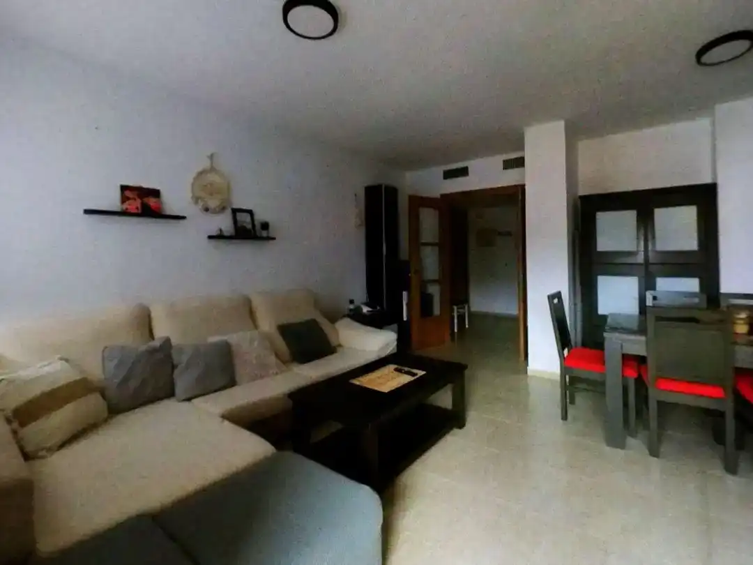 Sala d'estar de Pis en venda en Roquetas de Mar amb Aire condicionat i Piscina