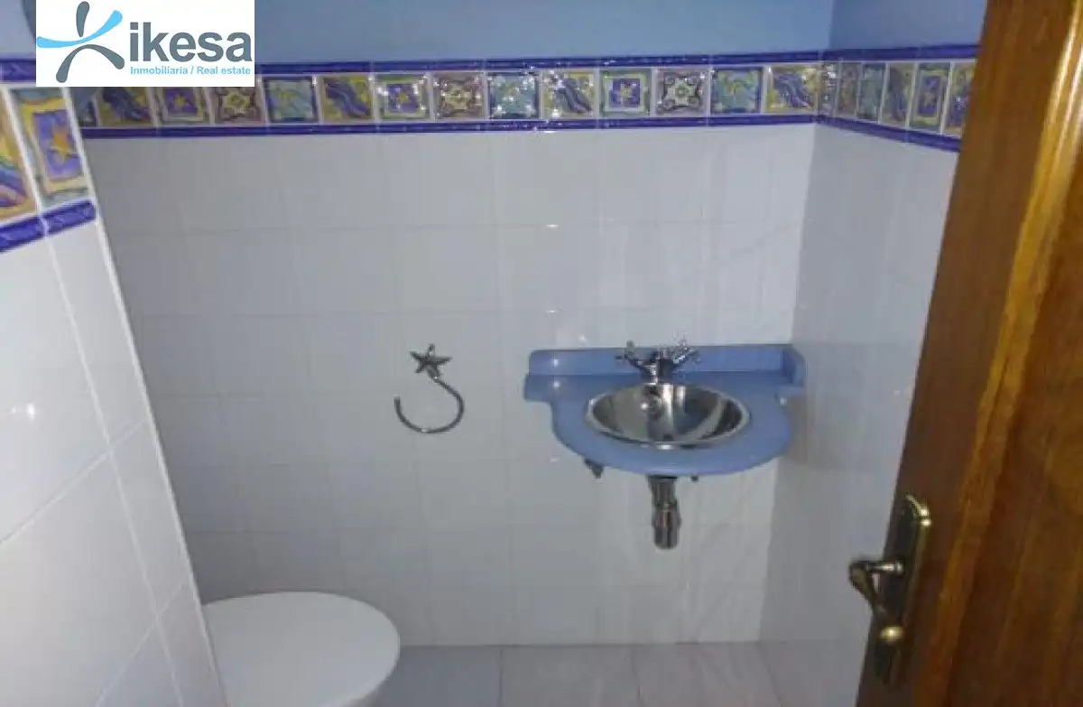 Casa adosada en venta en Avenida de Rota