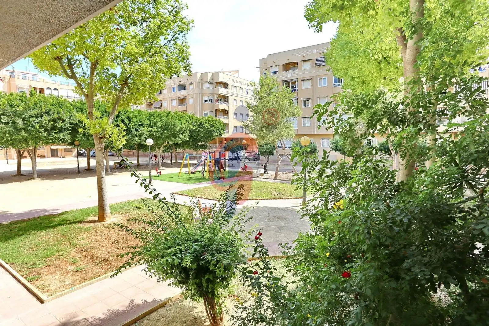 Vista exterior de Piso en venta en Guardamar del Segura con Aire acondicionado, Terraza y Amueblado
