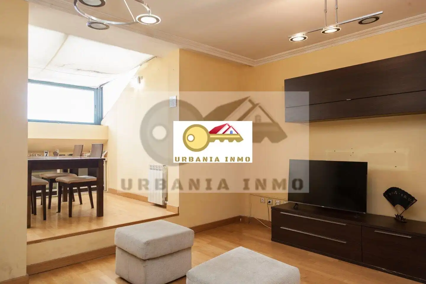 Sala de estar de Ático en venta en Salamanca