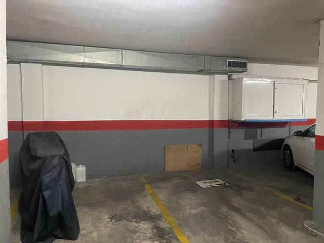 Garaje en Venta en La Roureda