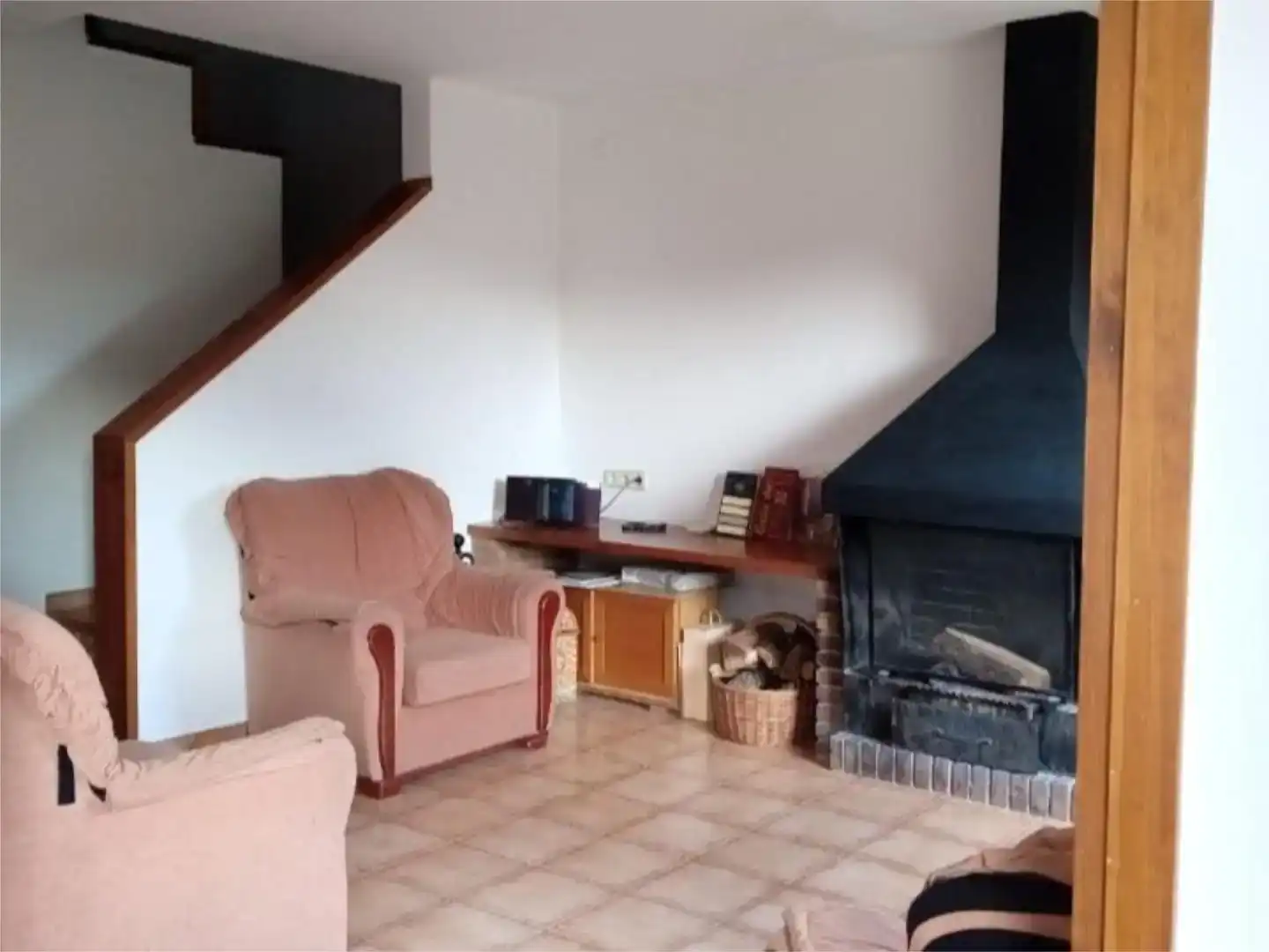 Sala d'estar de Casa adosada en venda en Les Valls de Valira amb Balcó